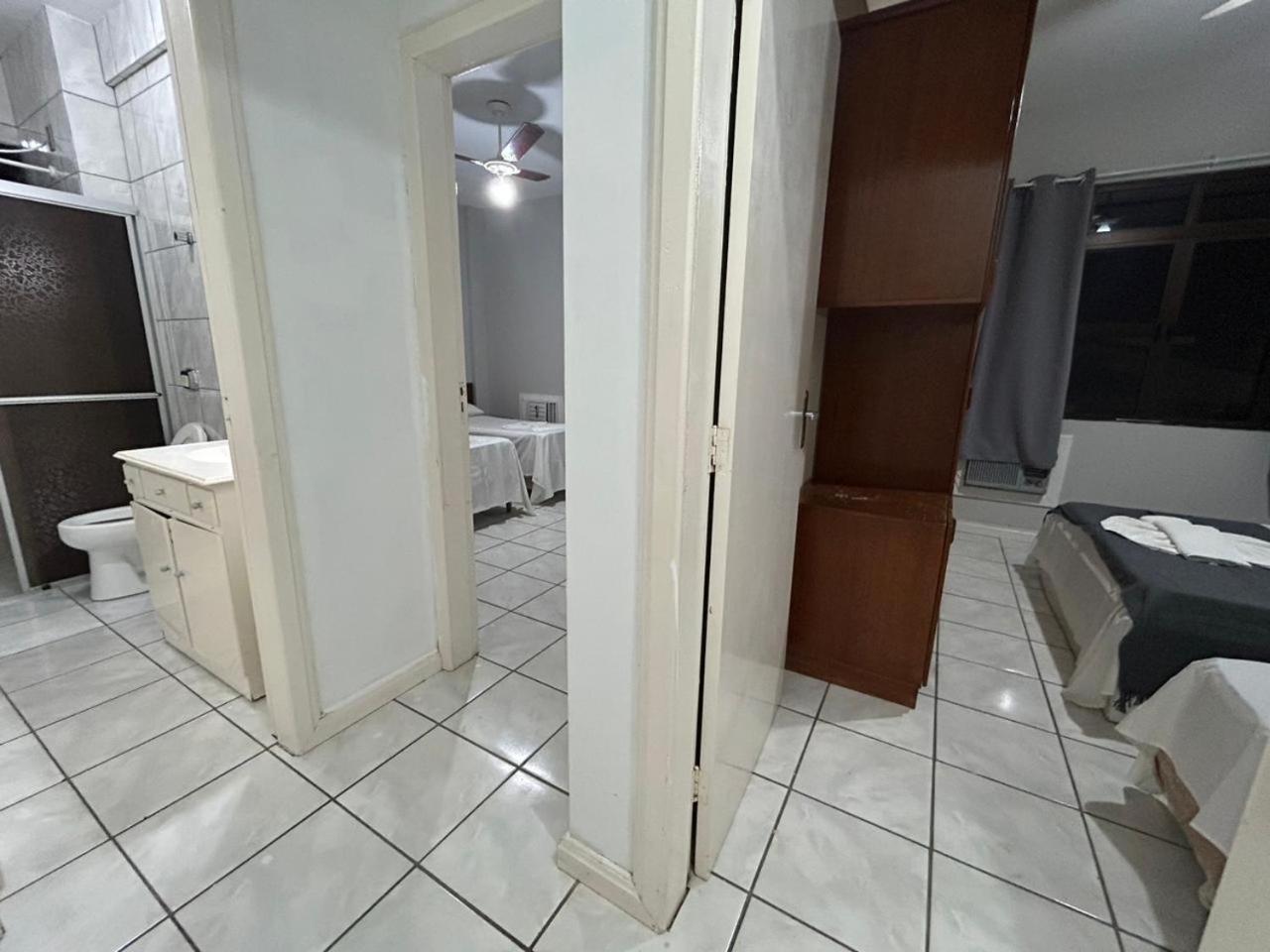 Ilha Azul Hospedagem Governador Celso Ramos Buitenkant foto